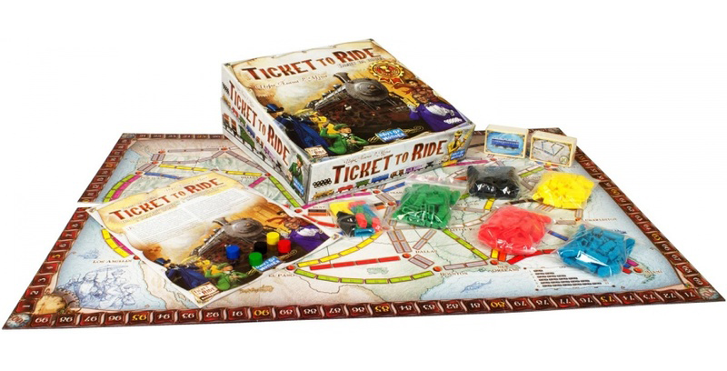 Компоненты настольной игры Билет на поезд: Америка (Ticket to Ride: USA) (RU)